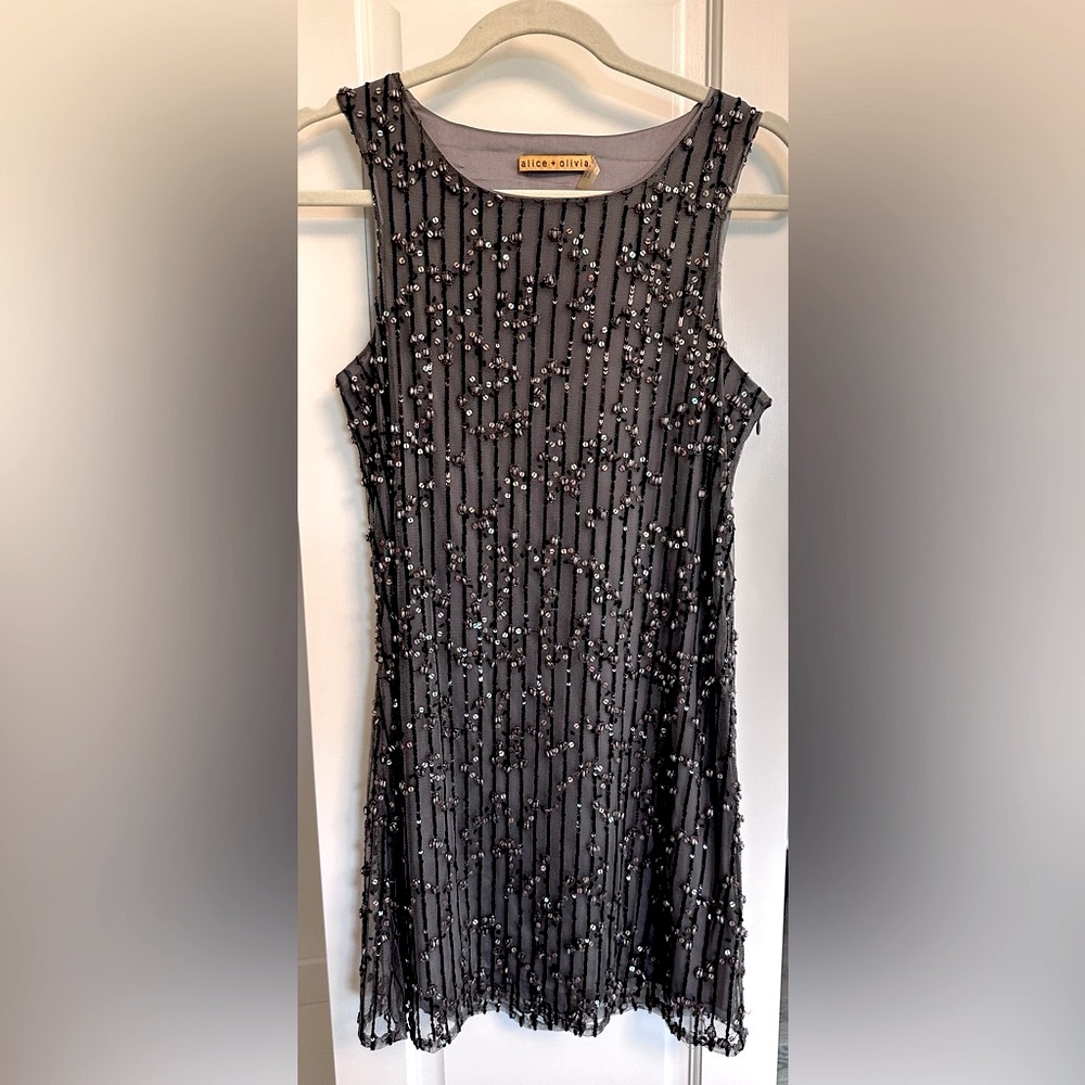 Alice + Olivia sequined cocktail mini dress